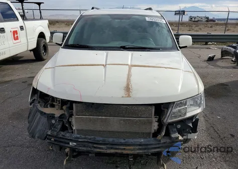 2014 Dodge Journey Sxt z USA, uszkodzony, nr VIN 3C4PDDBG8ET108557